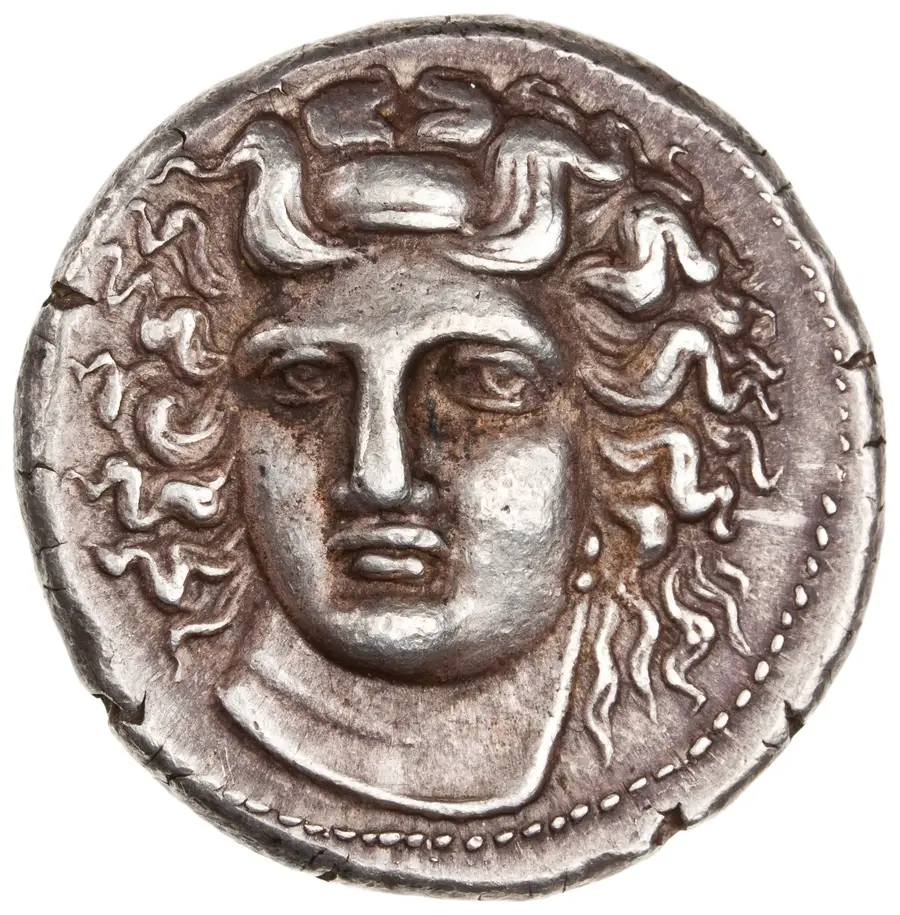 Larissa Drachm (Thessaly) の表面（オブバース）